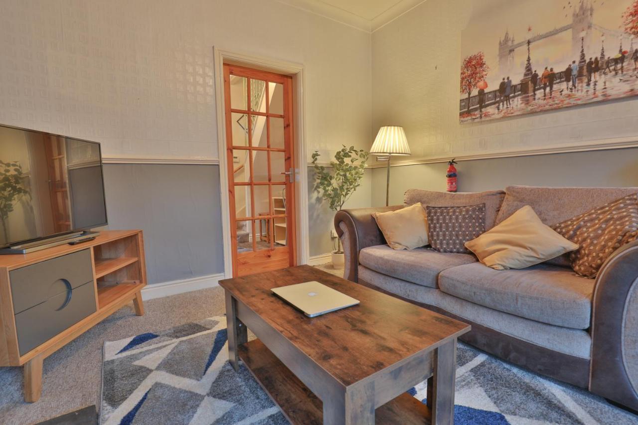 Devon St - Cozy Home, Free Easy Parking! Kingston upon Hull Exterior photo